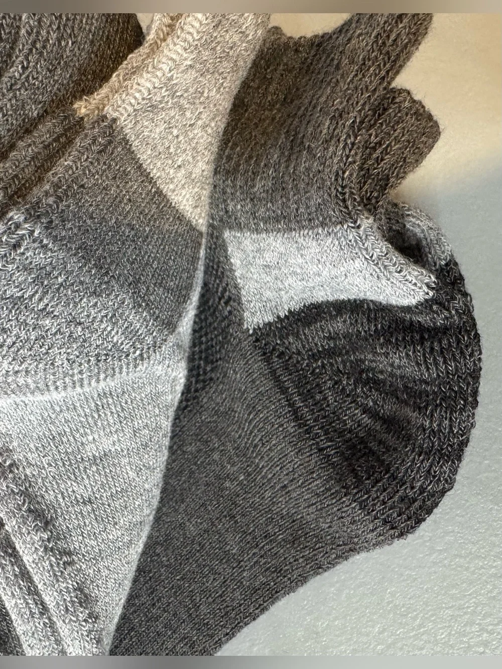 Locker room Men's Gray Quarter Socks - 3 Pack dry fresh thick cushion comfy